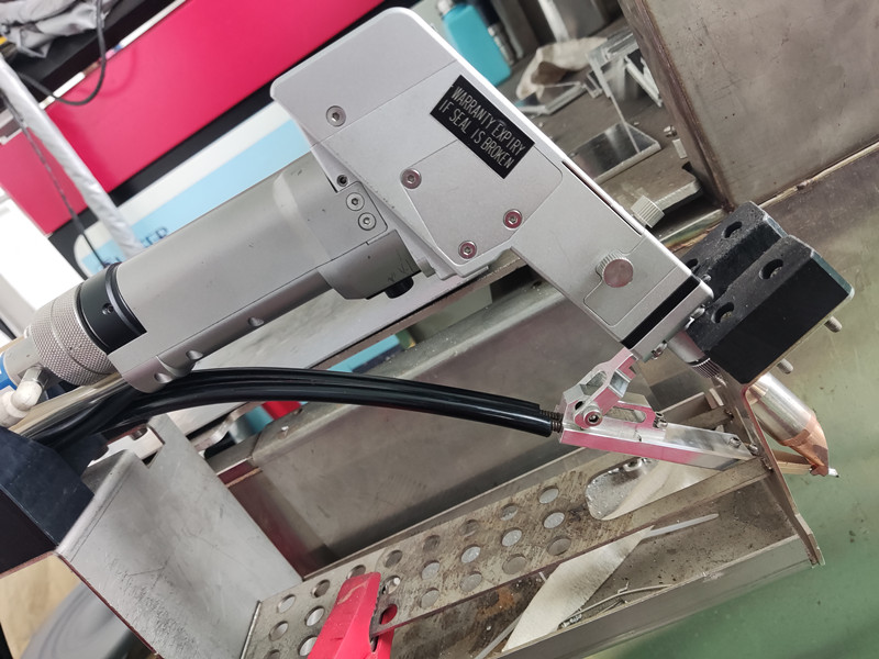 Handheld Laser Welding Machine wobble welding head with dual wire feeder